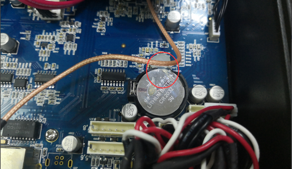 How to disassemble the button cell of MDVR Picture6