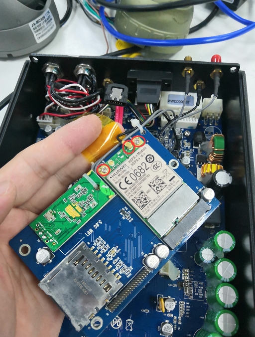 How to replace the 4G module on MDVR Picture7