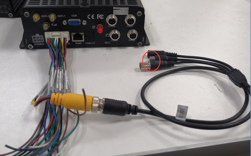 How to connect monitor with AV-output Picture5 How to connect monitor with AV-output Picture5